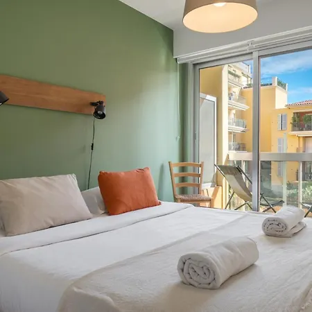 Apartment Le Mediterranee - 3 Pieces Au Coeur Du Centre De Ac