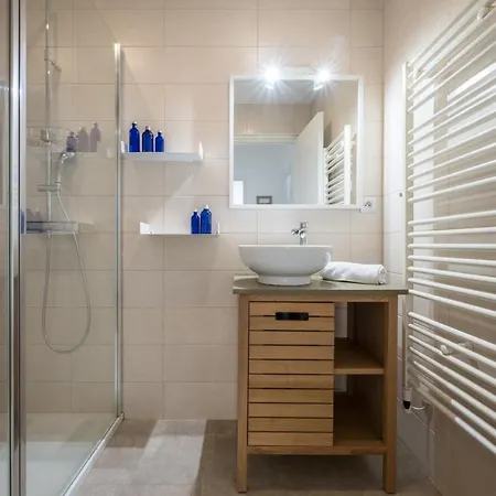 Le Méditerranée - 3 Pièces Au Coeur Du Centre De Ac Menton