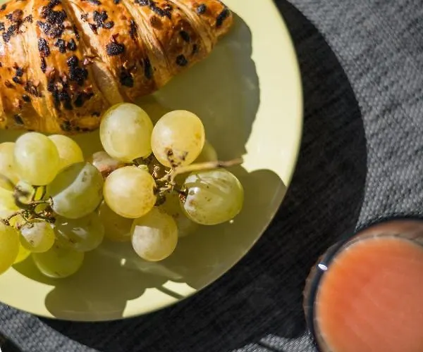 Apartment Le Mediterranee - 3 Pieces Au Coeur Du Centre De Ac