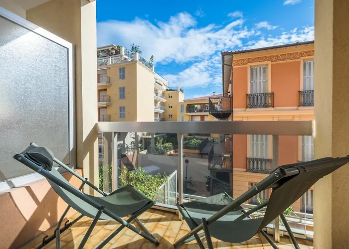 Le Méditerranée - 3 Pièces Au Coeur Du Centre De Ac Apartamento